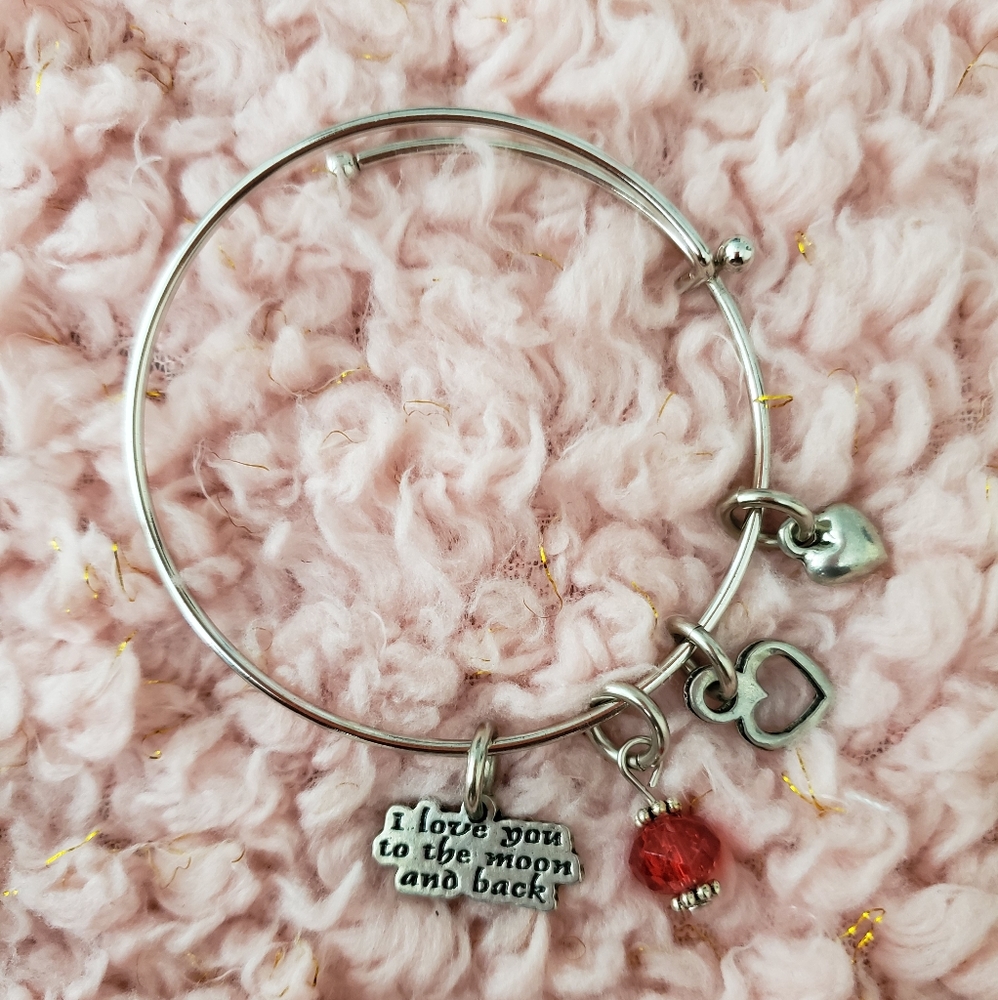 Expandable Charm Bracelet.
